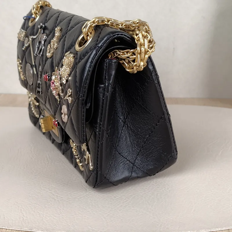 Chanel Crossbody Bag2.55 Edition Black Calfskinmini20 × 6 × 15.5 cm — detail view 3 of 13