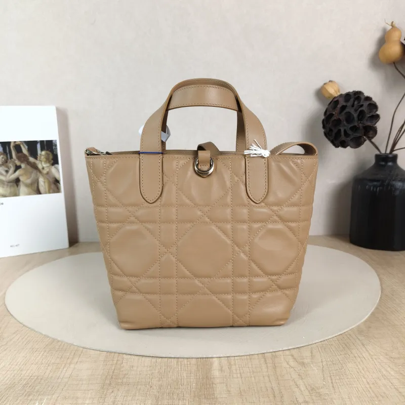 DIOR Top Handle Bag TOUJOURS Edition Brown Calfskin Small 18.5 × 12 × 18.5 cm — cover view 3 of 6
