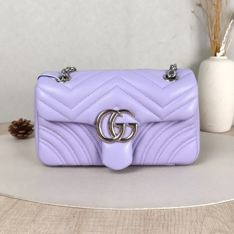 GUCCI Crossbody Bag GG Marmont Small Marmont 22 Lambskin Small 22 × 6 × 13 cm