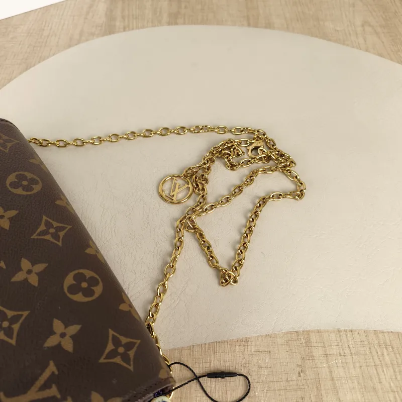 Louis Vuitton Crossbody Bag LILY Chain Bagwoc Monogram PVC21 × 3.5 × 10.5 cm — detail view 5 of 12
