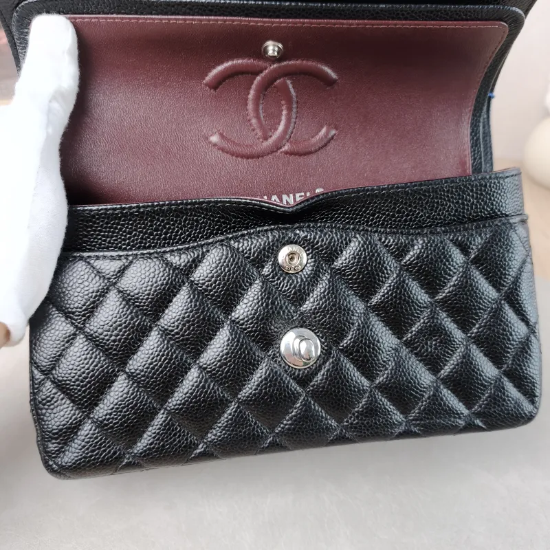 Chanel Crossbody Bag Classic Flap CF Black Grained Calfskin Small 23 × 6 × 14.5 cm — detail view 3 of 14