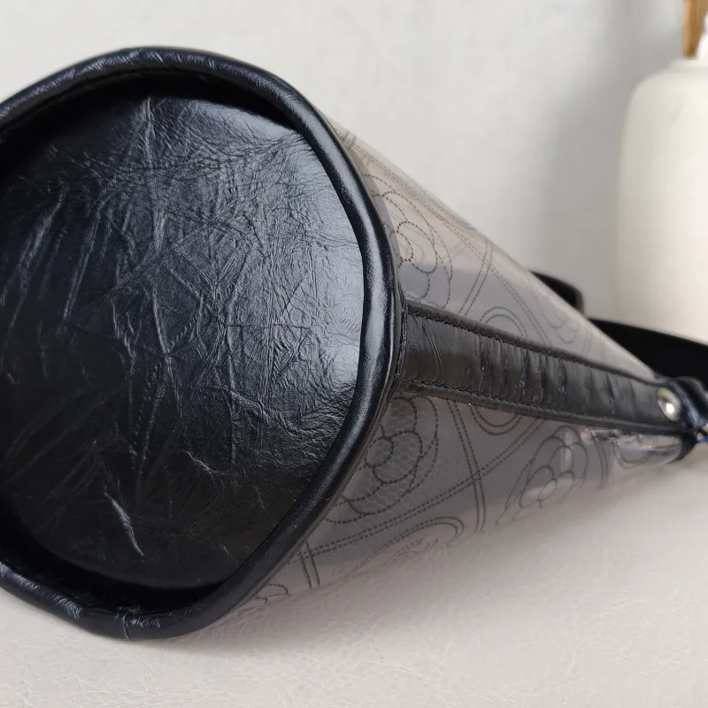Chanel Shoulder Bag Bucket Bag Black PVC 15.5 × 14.5 × 18 cm 25 — detail view 5 of 10