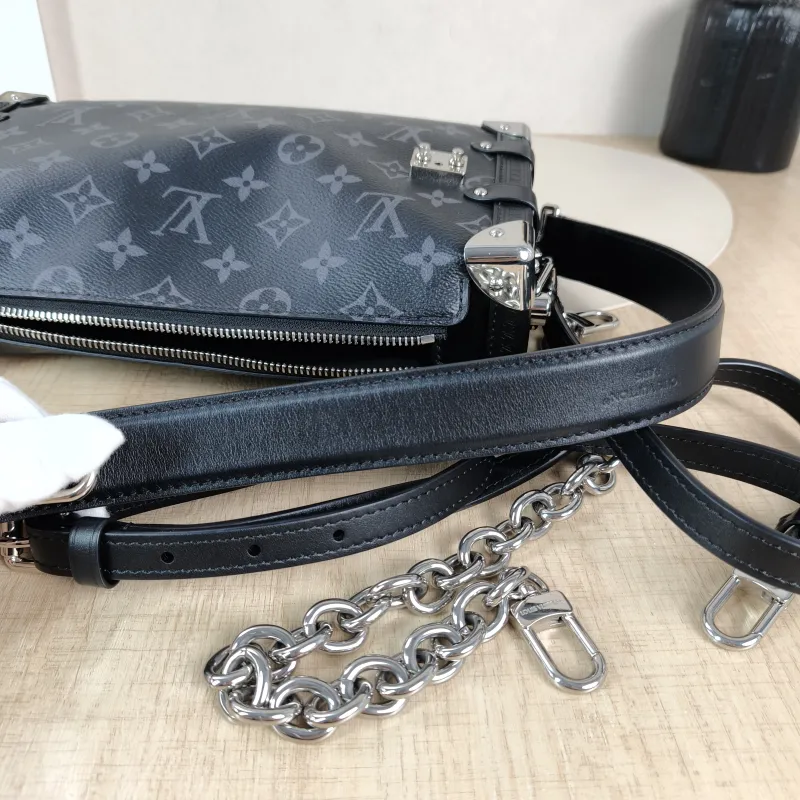 Louis Vuitton Crossbody Bag Side Trunk East West Box Monogram PVC Medium 28 × 7 × 15 cm — detail view 9 of 12