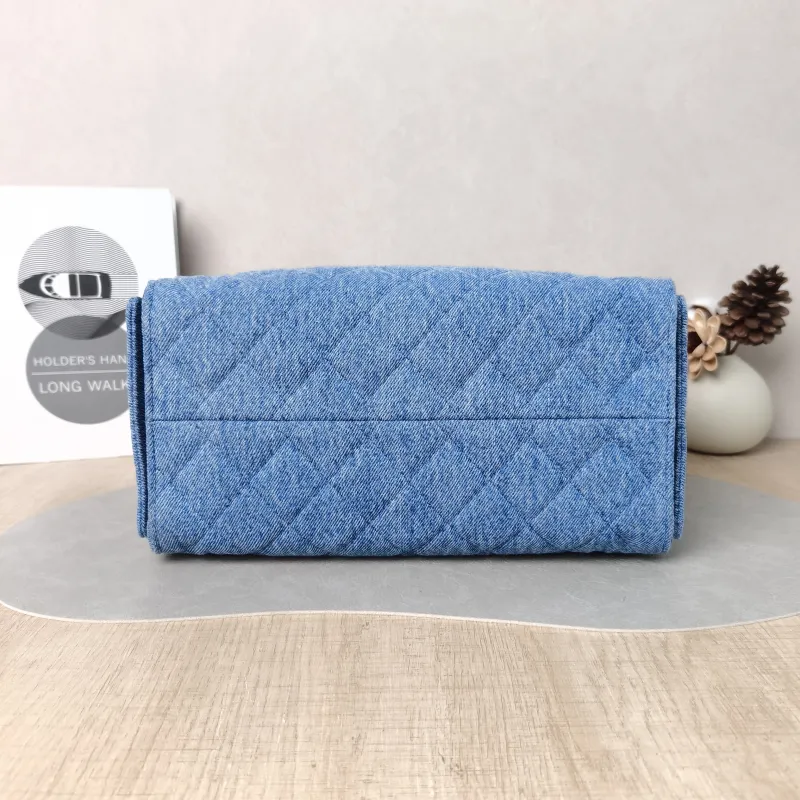 Chanel Shoulder Bag 25Bag Blue Small 26 × 14 × 30 cm — cover view 2 of 6