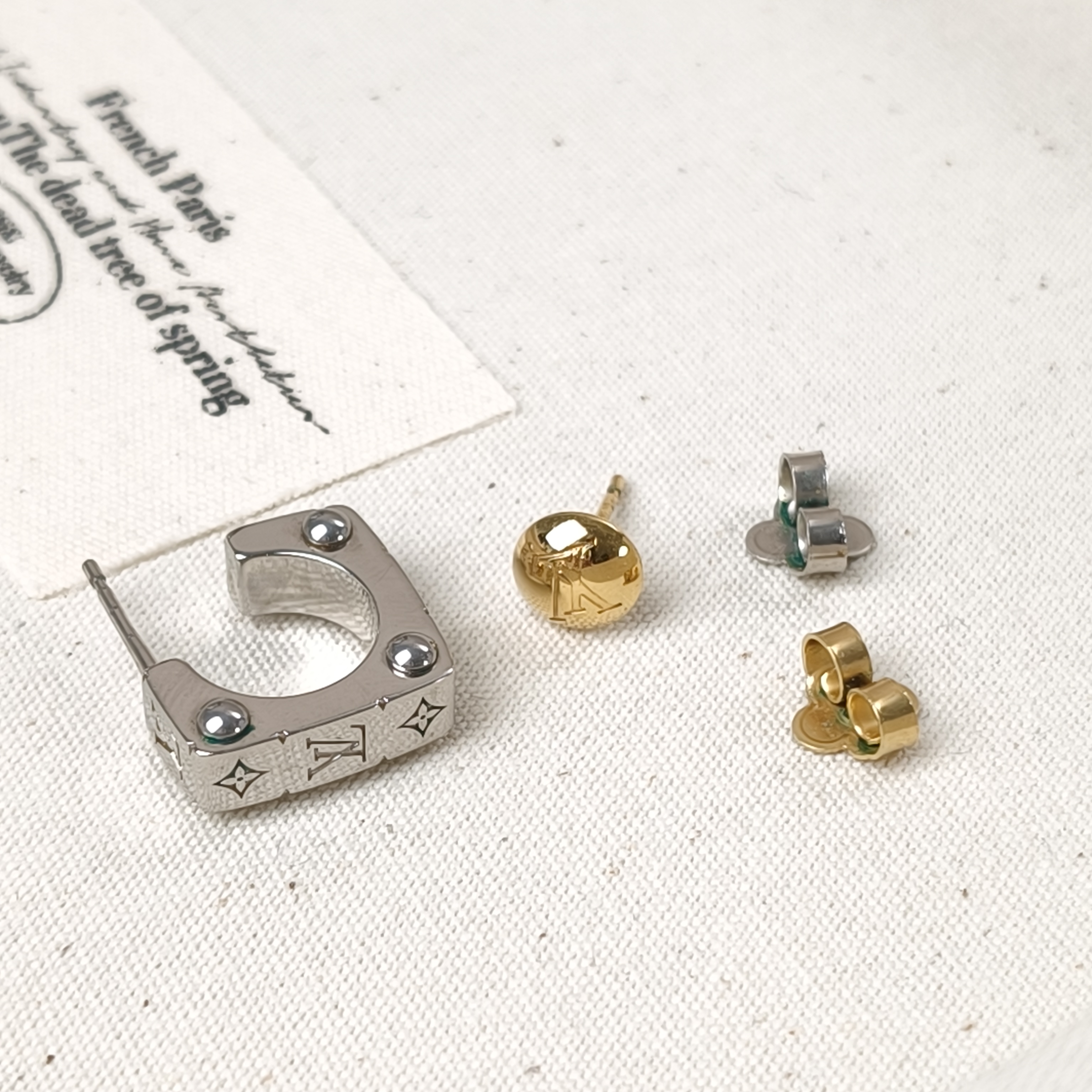 Louis Vuitton Earrings Earrings Gold · Silver One Size — cover view 4 of 9