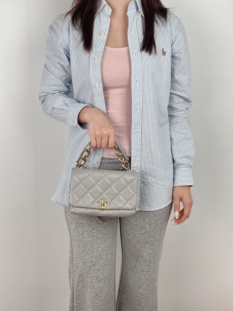 Chanel Crossbody Bag Grey Lambskin One Size 20 × 9 × 13.5 cm — on-model view 3 of 3