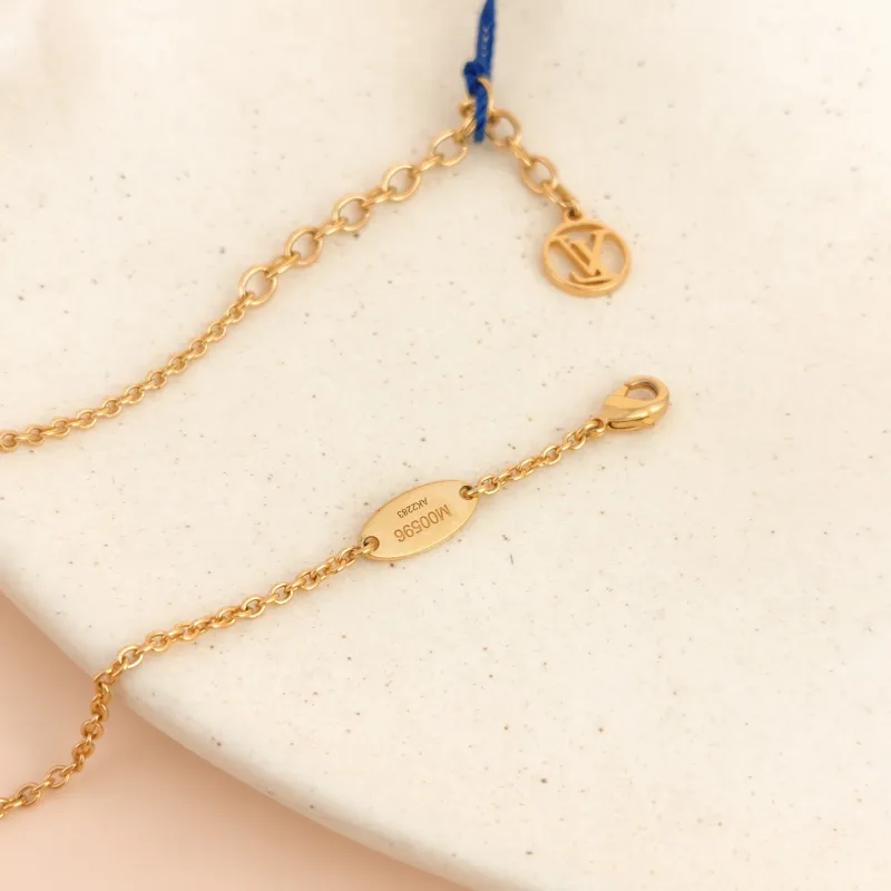 Louis Vuitton Necklace logo Necklace Gold One Size 47cm — cover view 2 of 7