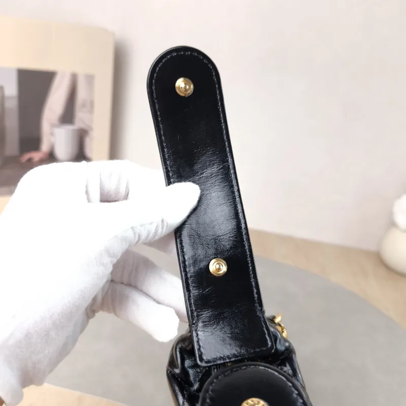 Chanel Top Handle Bag Black Calfskin One Size 19 × 4 × 11 cm — detail view 6 of 12