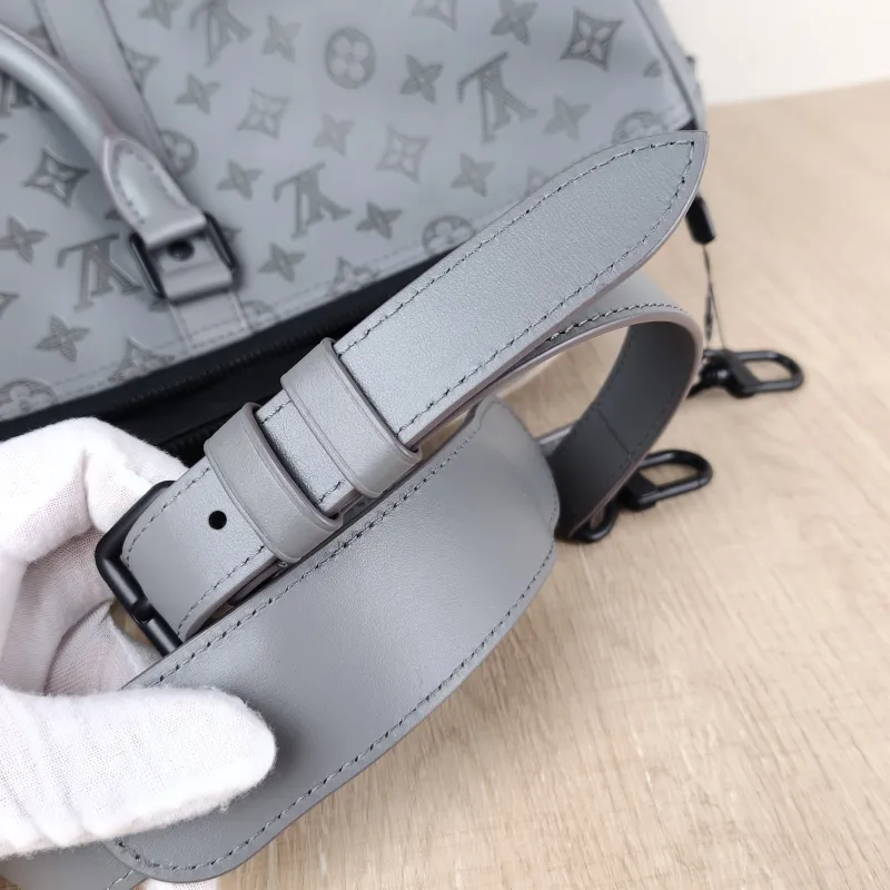 Louis Vuitton Top Handle Bag Keepall 50 Shoulder Strap Edition Grey Calfskin One Size 50 × 23 × 29 cm — detail view 8 of 11