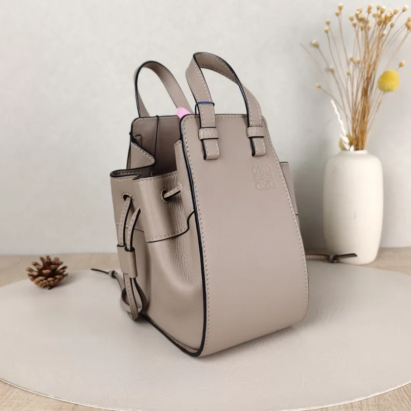 LOEWE Crossbody Bag Hammock Calfskinmini17 × 11 × 19.5 cm — cover view 3 of 5