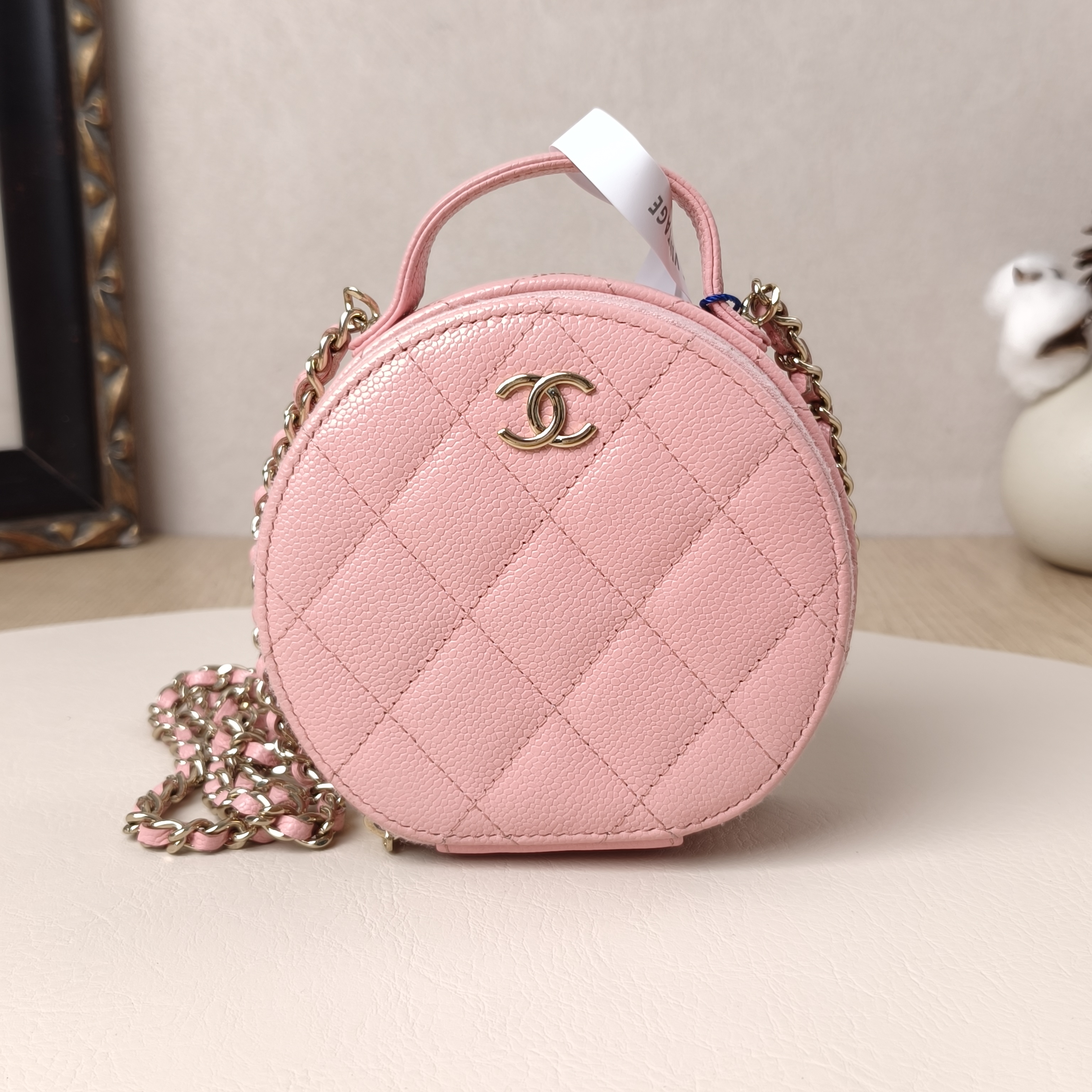 Chanel Crossbody Bag Crossbody Bag Pink Calfskin One Size12 × 5 × 12 cm