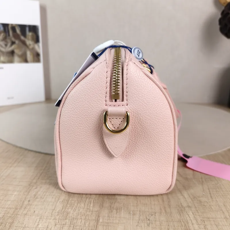 Louis Vuitton Crossbody Bag Speedy20 Pink Empreinte Embossed Calfskin Small 20.5 × 12 × 13.5 cm — detail view 1 of 10