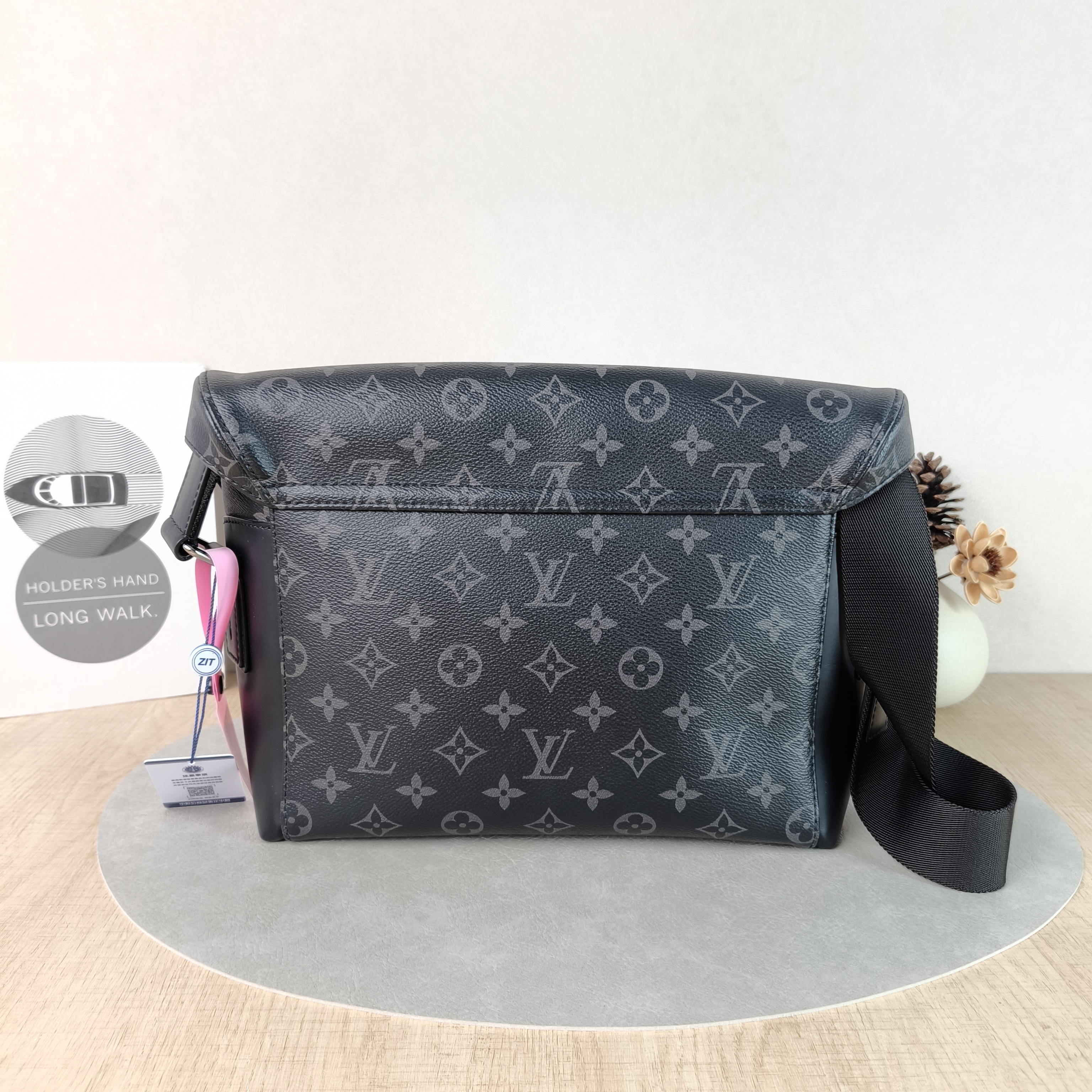 Louis Vuitton Crossbody Bag Voyager Messenger Bag Monogram PVC Small33 × 11 × 22.5 cm — cover view 5 of 5
