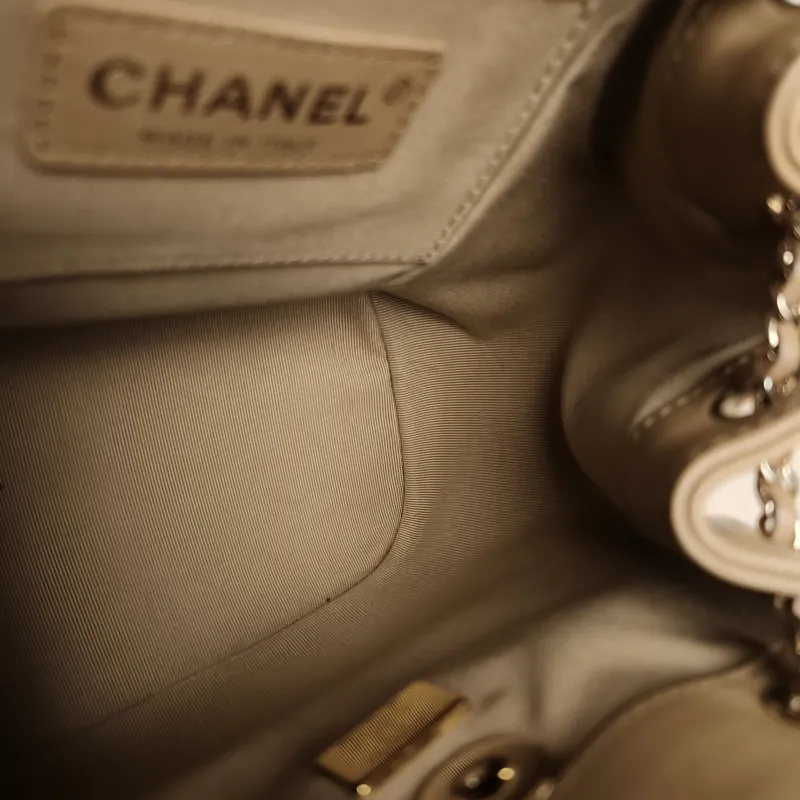 Chanel Backpack Duma Taupe Calfskin Small18 × 12 × 18.5 cm — detail view 12 of 13