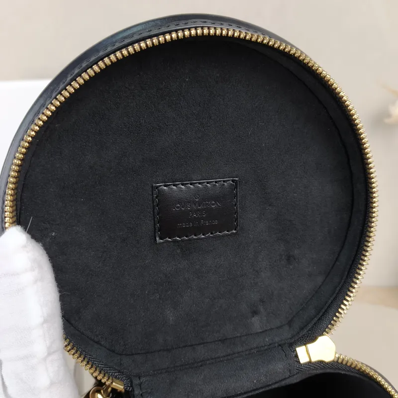 Louis Vuitton Crossbody Bag Cannes Black Patent Leathermini15 × 15 × 17 cm — detail view 9 of 9