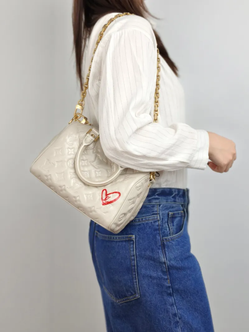 Louis Vuitton Top Handle Bag Speedy 22 Edition Grey Calfskin One Size 22 × 15.5 × 12 cm — on-model view 3 of 3
