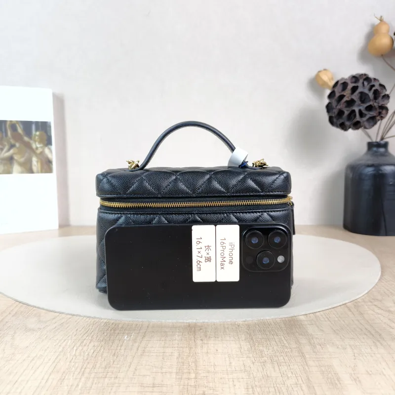 Chanel Crossbody Baglp Box Bag Top Handle Crossbody Bag Black Calfskin One Size19.5 × 5 × 17 cm — cover view 6 of 6