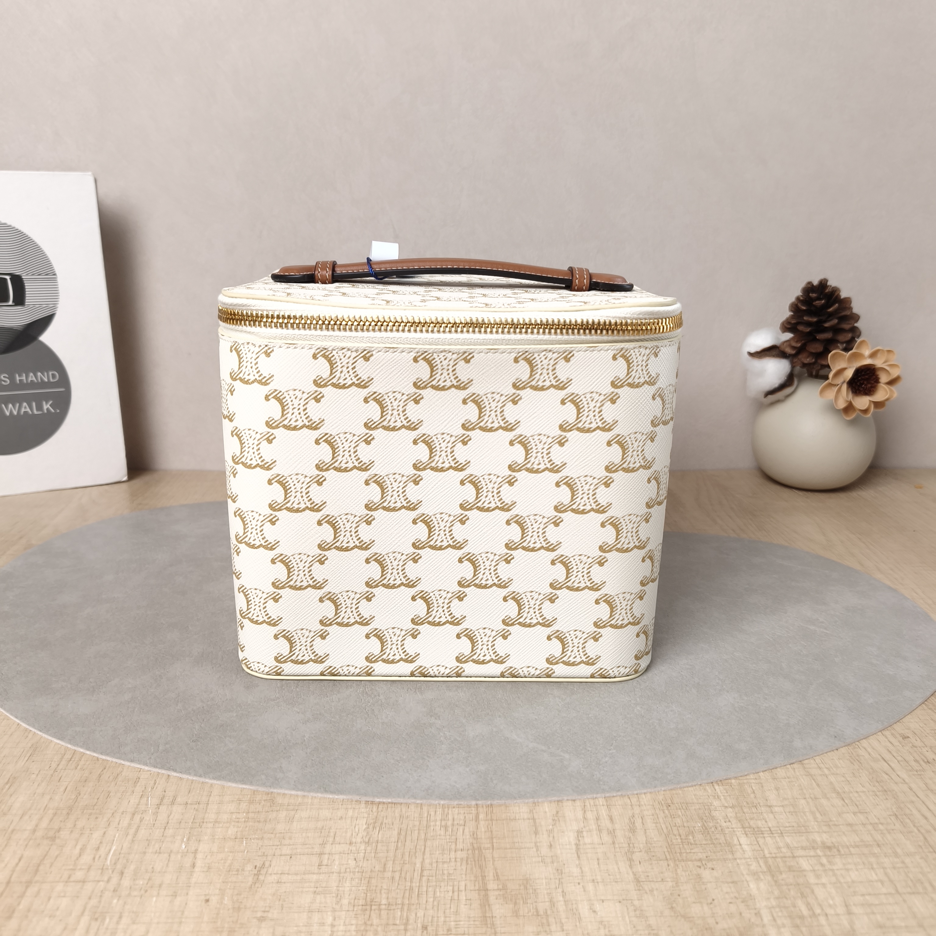 CELINE Cosmetic Bag White PVC One Size18 × 14.5 × 15 cm