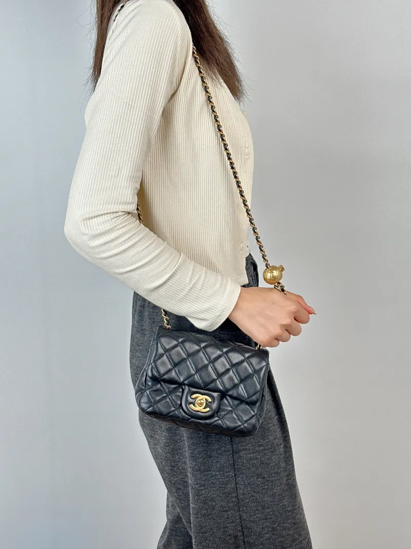 Chanel Crossbody Bag Black Lambskinmini17 × 8 × 13.5 cm — on-model view 3 of 3