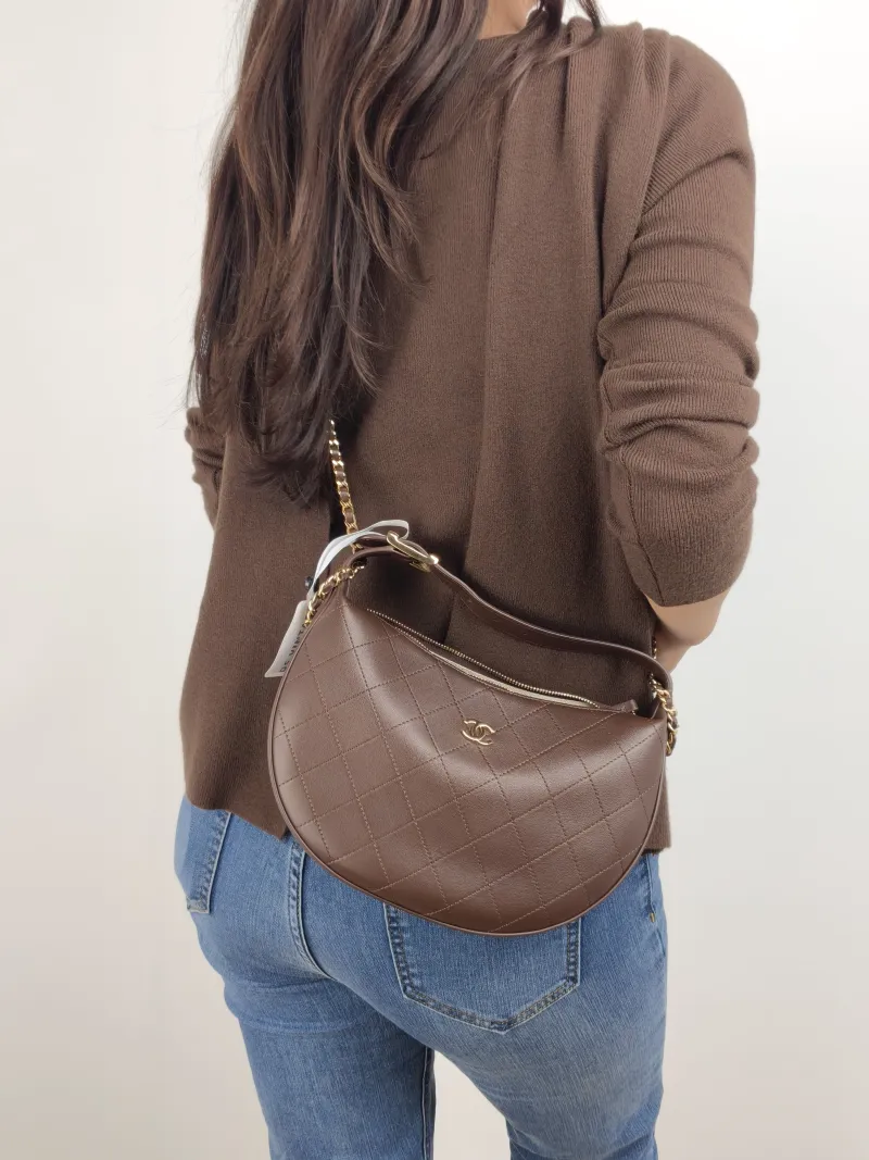 Chanel Shoulder Bag hobo Lambskin One Size 23.5 × 6 × 15 cm — on-model view 2 of 2