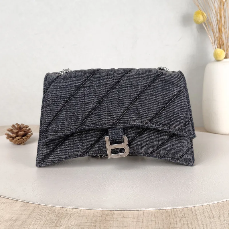 BALENCIAGA Crossbody Bag CRUSH Chain Bag Grey xs Small 22 × 5 × 10 cm