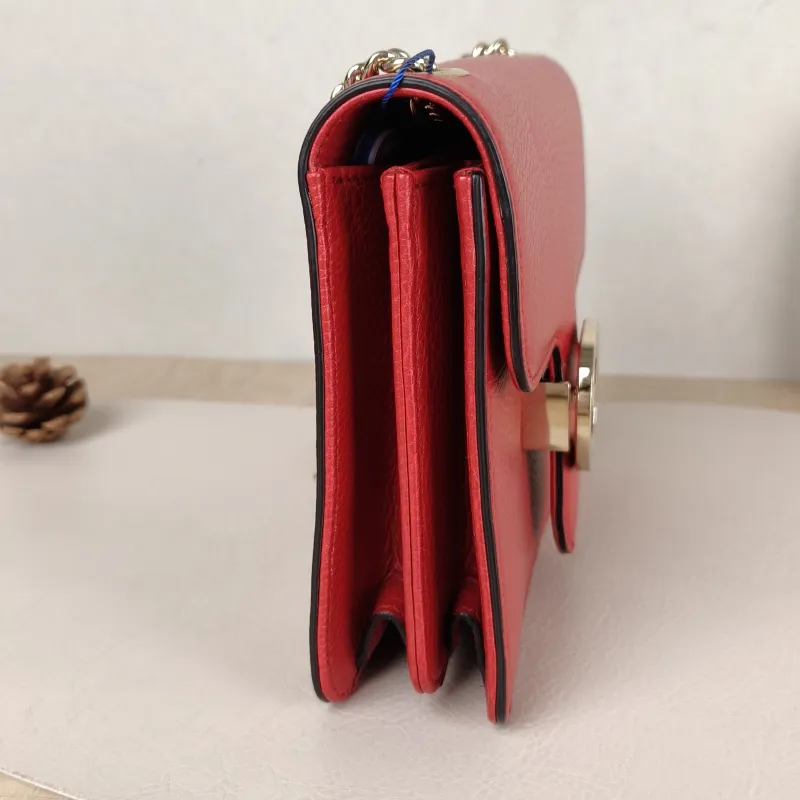 GUCCI Crossbody Bag g Collection Red Calfskin Small 20 × 9 × 16 cm — detail view 2 of 13