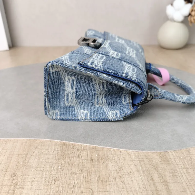 BALENCIAGA Crossbody Bag Hourglass Hourglass Bag Blue Mini 19 × 5 × 12 cm — detail view 2 of 15