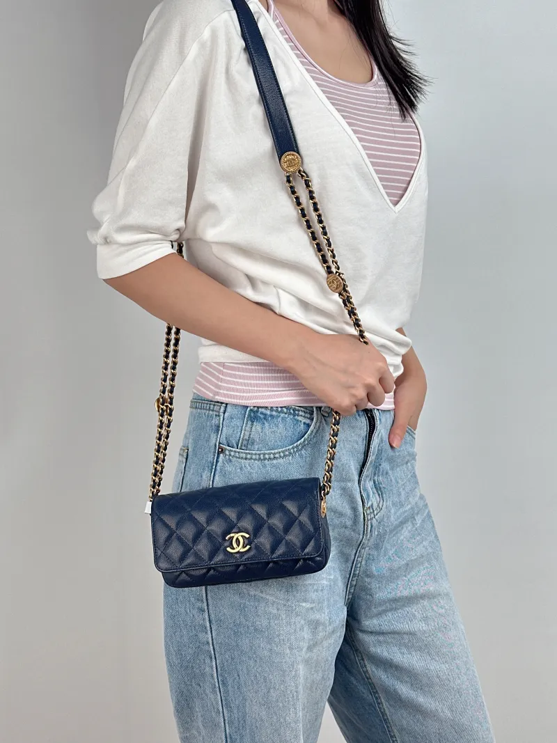 Chanel Crossbody Bagcf Crossbody Bag Blue Grained Calfskin One Size17.5 × 4 × 10 cm — on-model view 2 of 2