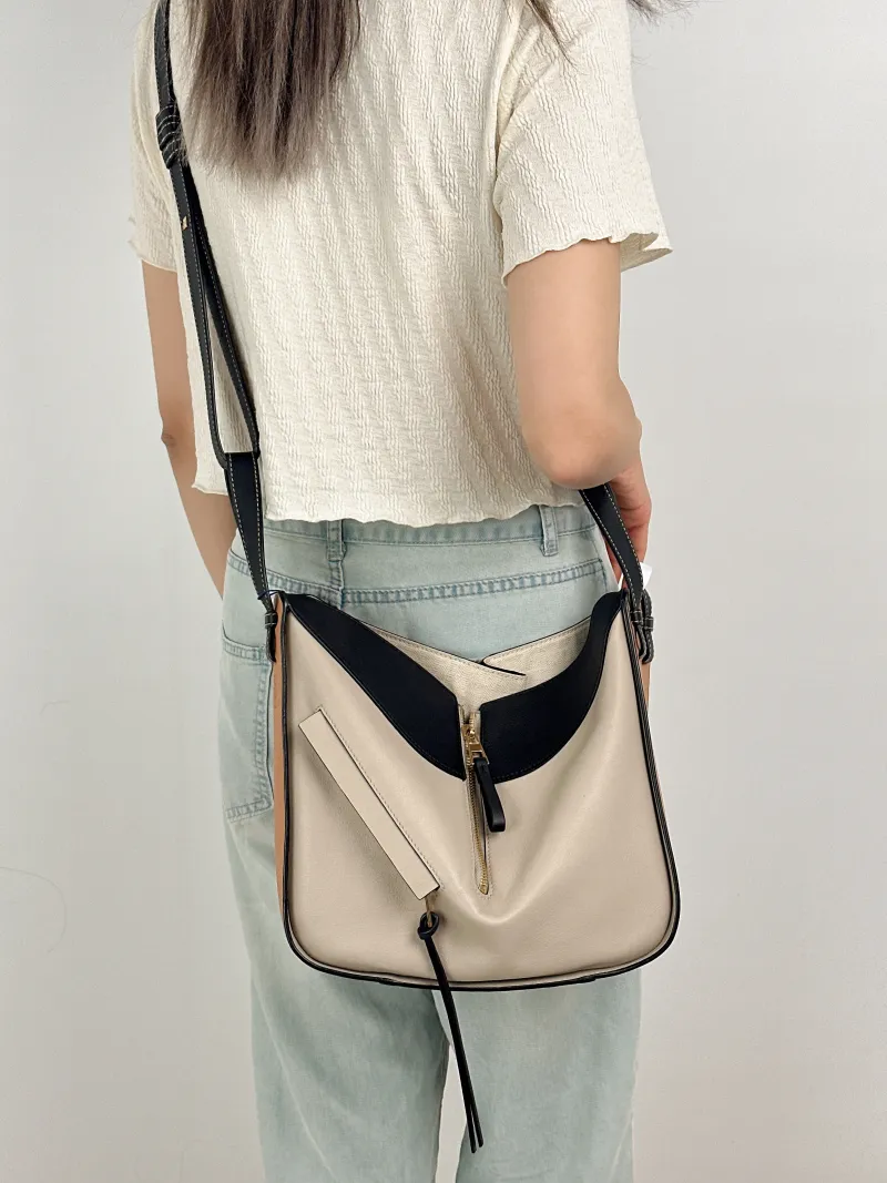 LOEWE Crossbody Bag Hammock Colorblock Calfskin Medium29 × 14 × 32 cm — on-model view 2 of 3