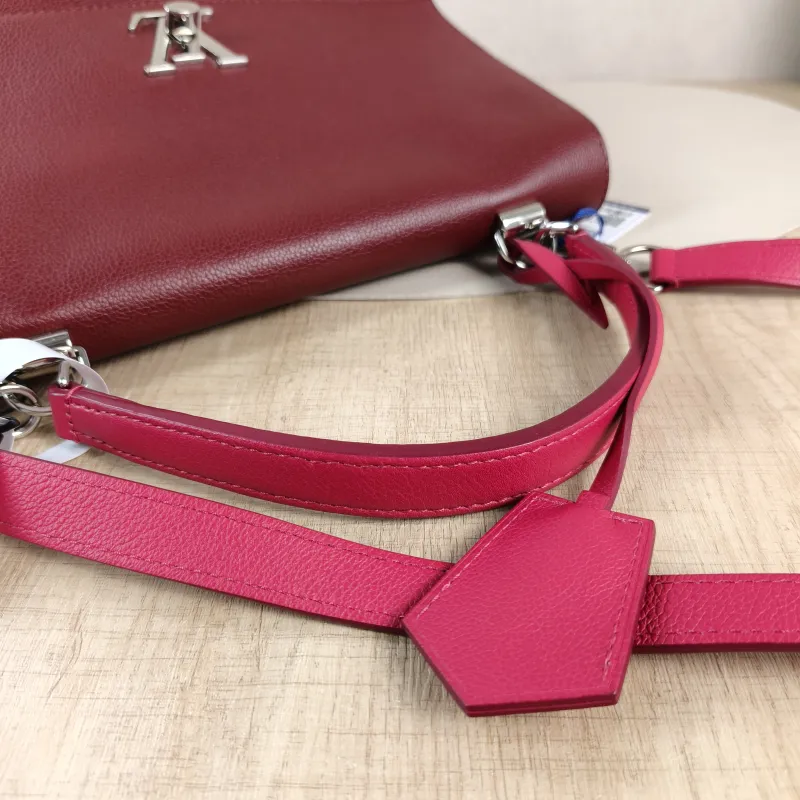 Louis Vuitton Crossbody Bag LOCKME II Shoulder Bag Colorblock Calfskin Medium 29 × 10 × 20 cm — detail view 2 of 14