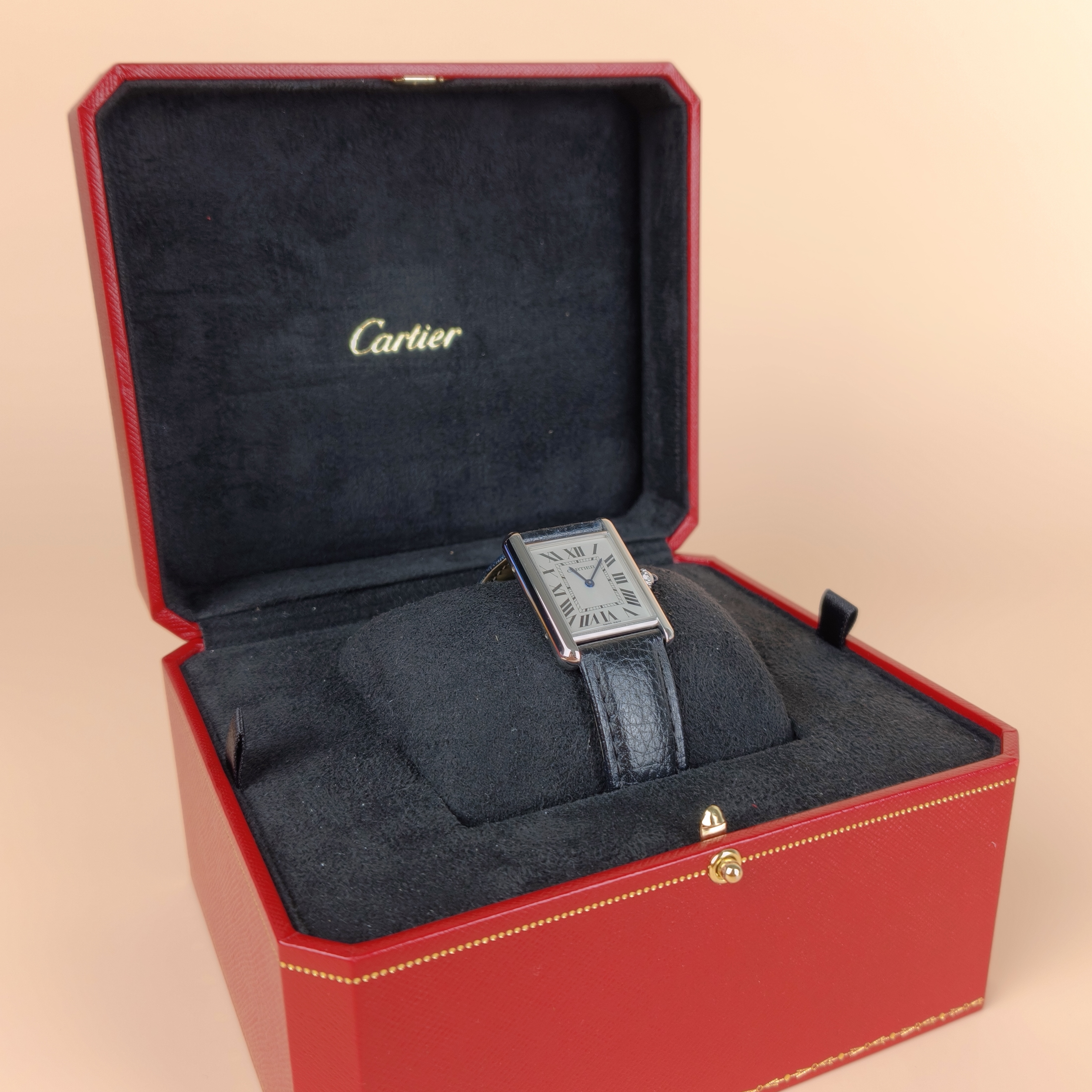 CARTIER Watch Collection Watch White One Size33.7*25.5mm — cover view 7 of 12