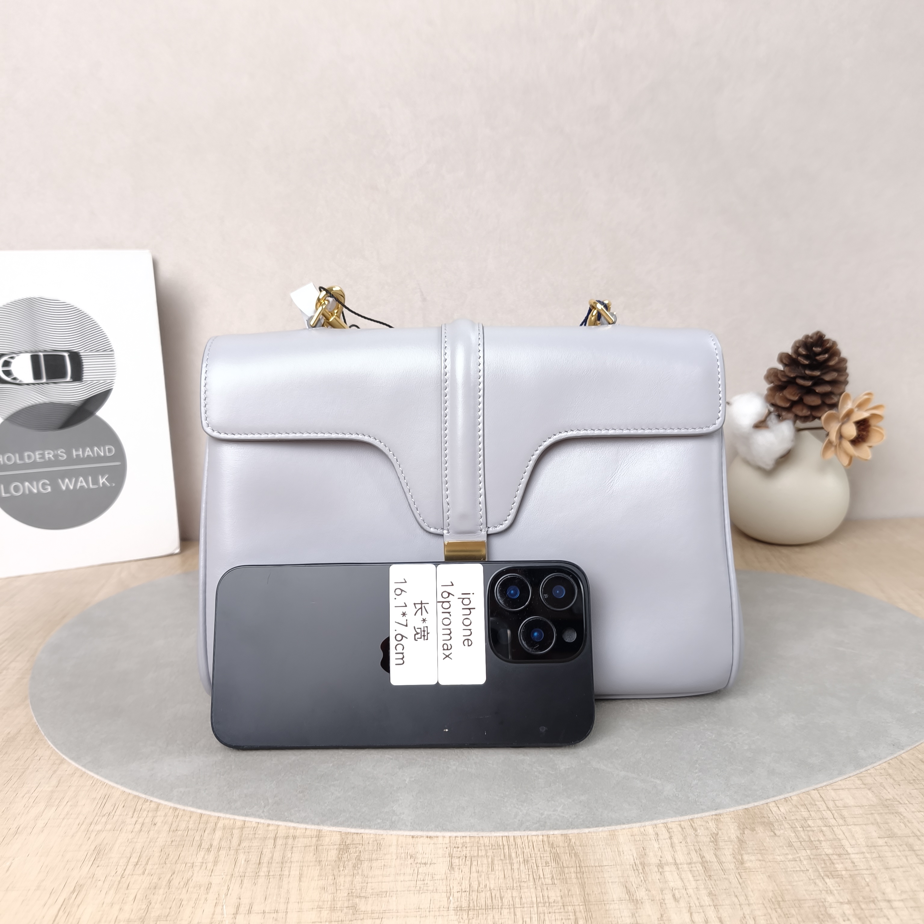 CELINE Crossbody Bag Soft 16Shoulder Bag Grey Calfskin Small23 × 9 × 15 cm — cover view 3 of 5
