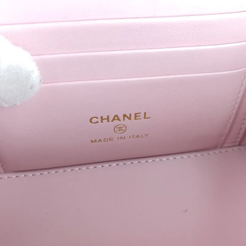 Chanel Crossbody Bag Edition Pink Lambskin 16 × 8 × 9.5 cm Microchip Edition — detail view 3 of 13