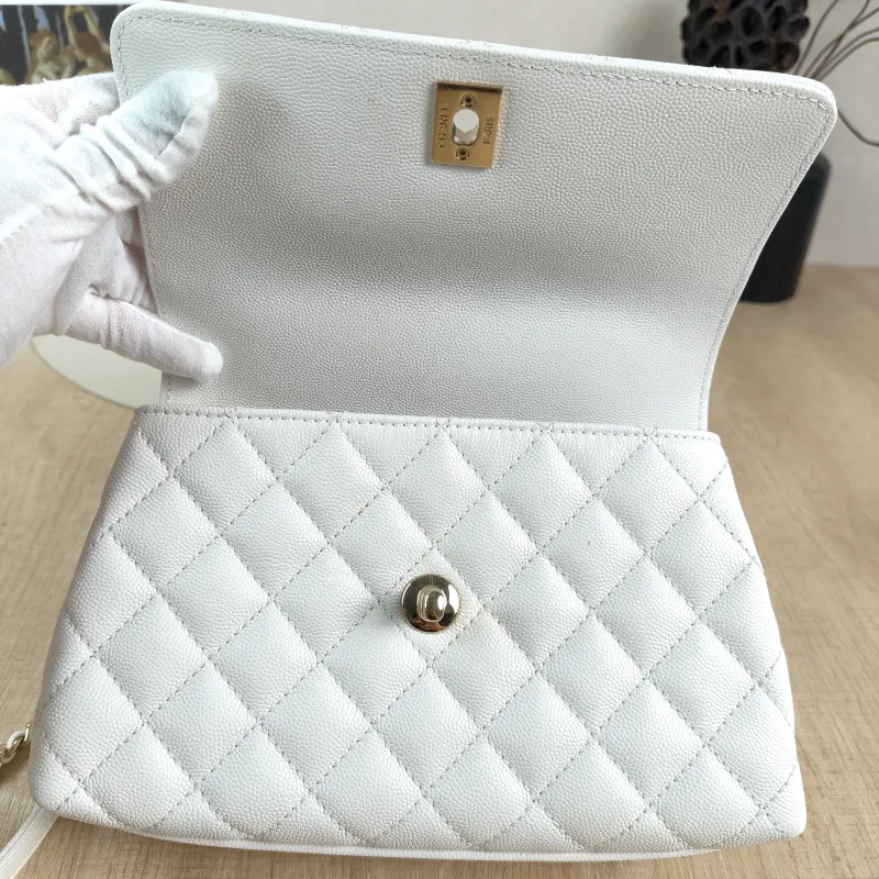 Chanel Top Handle Bag Coco Handle​White Grained Calfskin Small24 × 10 × 14 cm — detail view 6 of 14