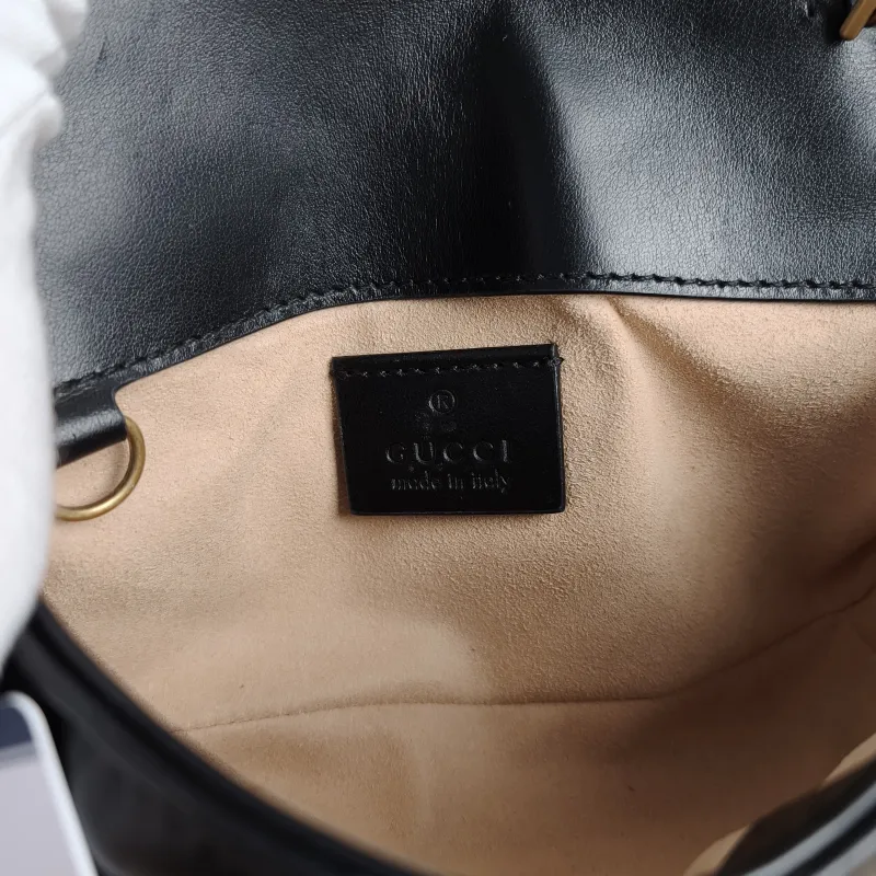 GUCCI Crossbody Bag GG Marmont Mini Marmont Mini Black Calfskinmini16.5 × 4.5 × 9.5 cm — detail view 3 of 10