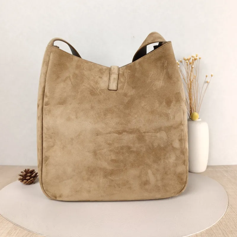 SAINT LAURENT Shoulder Bag LE 5 À 7 Hobo Brown Suede Large 30 × 13 × 31 cm — cover view 2 of 5