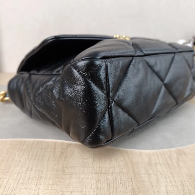 Chanel Crossbody Bag 19Bag Black SL ambskin Medium 30 × 10 × 20 cm — detail view 5 of 14