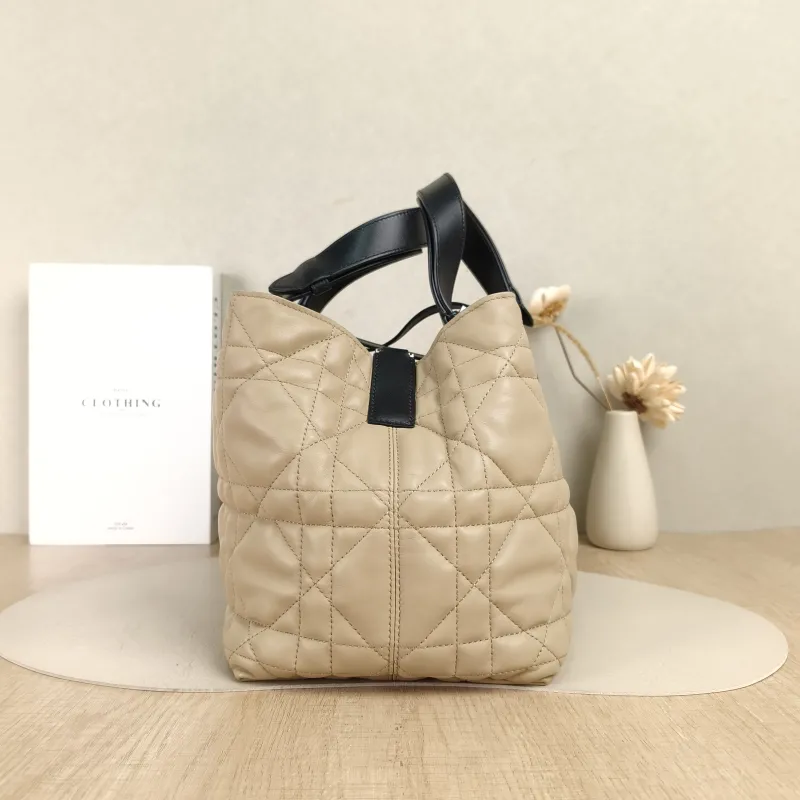 DIOR Top Handle Bag TOUJOURS Medium 28.5 × 17 × 21.5 cm — detail view 5 of 13