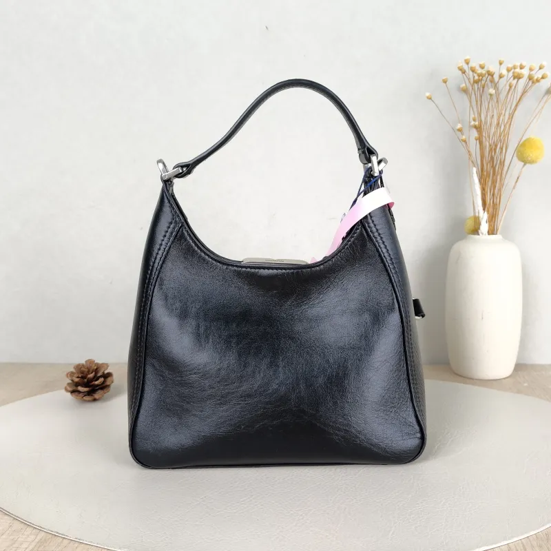 BALENCIAGA Crossbody Bag Crossbody Bag Black Calfskin 20 × 7 × 19 cm — cover view 5 of 5