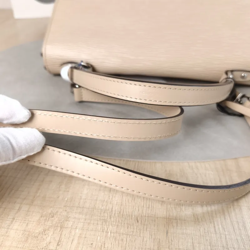 Louis Vuitton Shoulder Bag CLUNY Beige PVC Medium32 × 12 × 22.5 cm — detail view 14 of 16