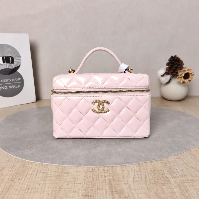 Chanel Crossbody Bag26c lp Vanity Case Bag Pink Calfskin One Size19.5 × 5 × 17 cm