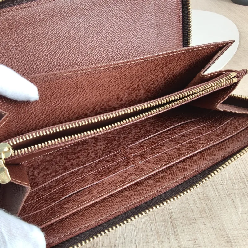 Louis Vuitton Wallet Edition Wallet Monogram PVC One Size 21 × 2.5 × 12 cm — detail view 4 of 9