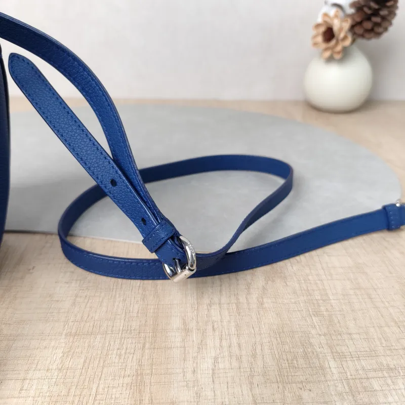 DIOR Top Handle Bag Tote Bag Top Handle Bag Navy Calfskin One Size 21 × 12 × 16 cm — detail view 2 of 13
