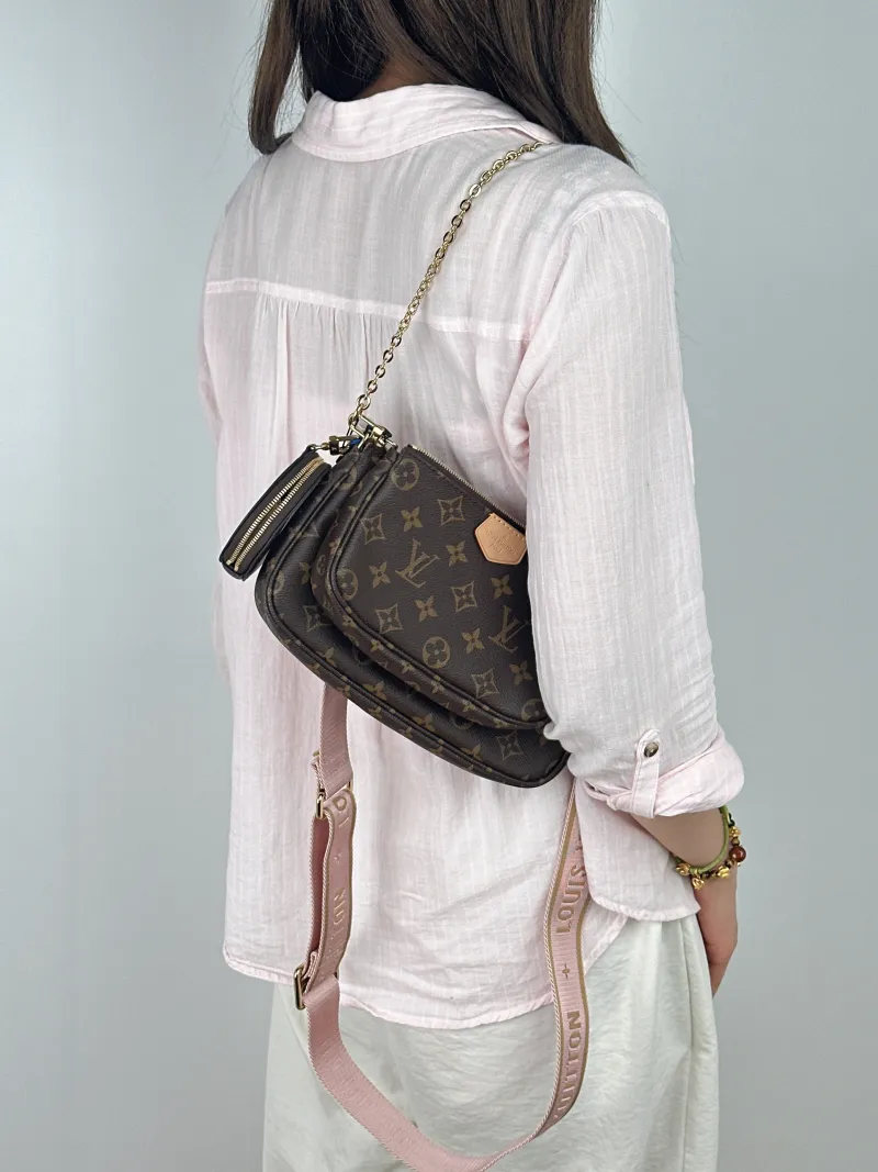 Louis Vuitton Crossbody Bag Multi Pochette Accessoires Shoulder Strap PVC Small24 × 4 × 13.5 cm — on-model view 1 of 2