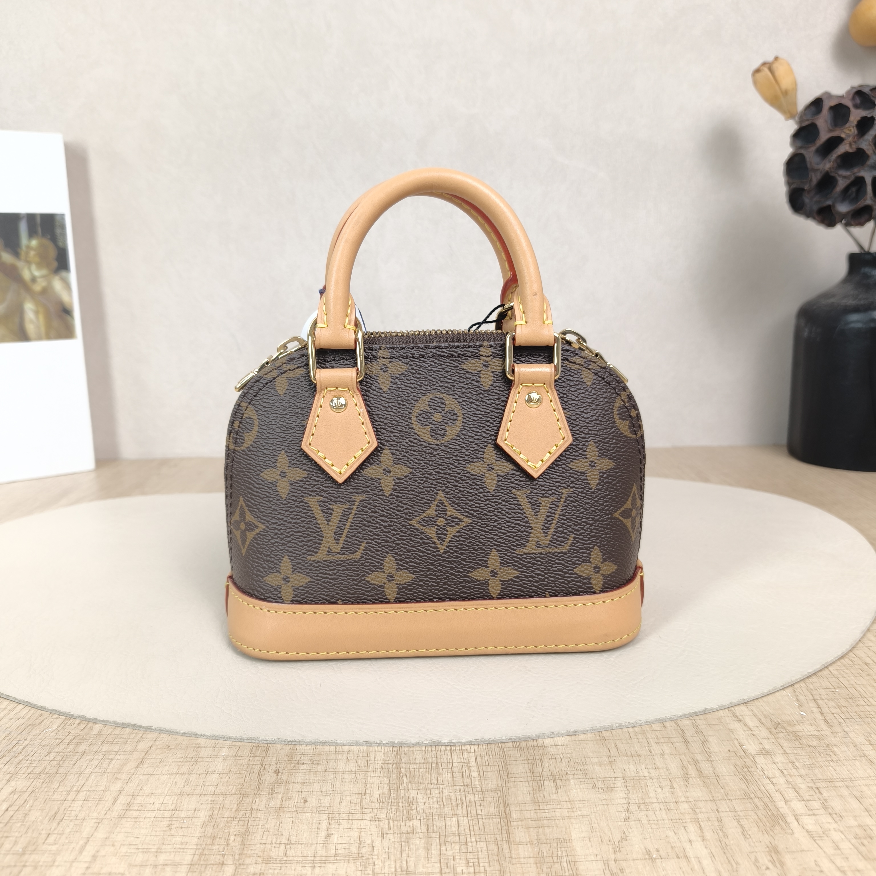 Louis Vuitton Crossbody Bag Alma Nano Monogram PV Cnano18 × 8 × 12 cm
