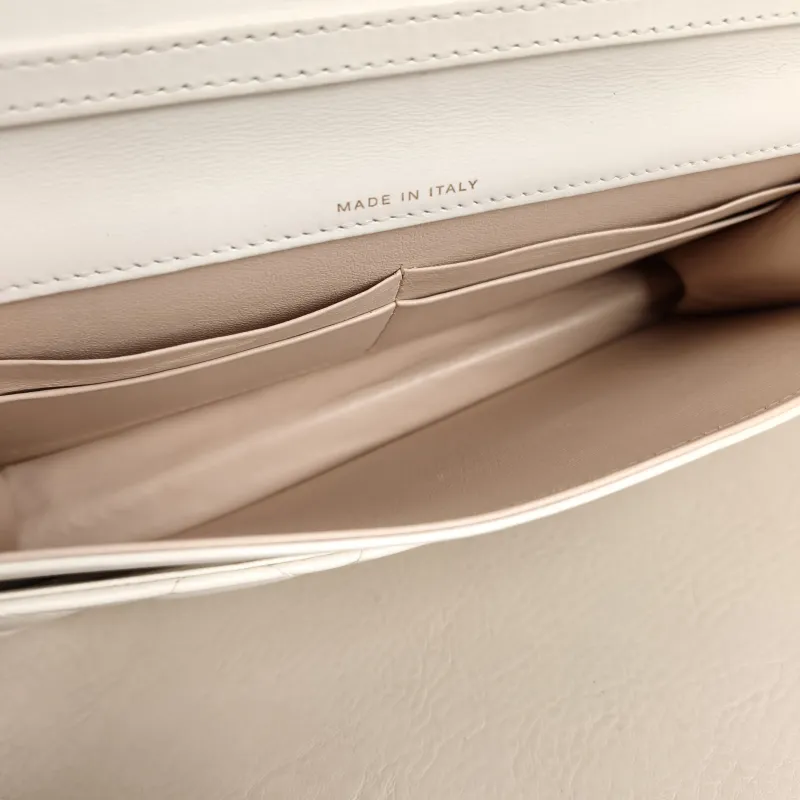 Chanel Top Handle Bag White One Size 21 × 4 × 11.5 cm — detail view 5 of 10