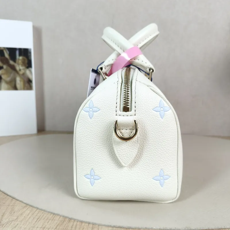 Louis Vuitton Crossbody Bag Speedy20 White · Blue Monogram Empreinte Embossed Calfskin Small 20.5 × 12 × 13.5 cm — detail view 10 of 11