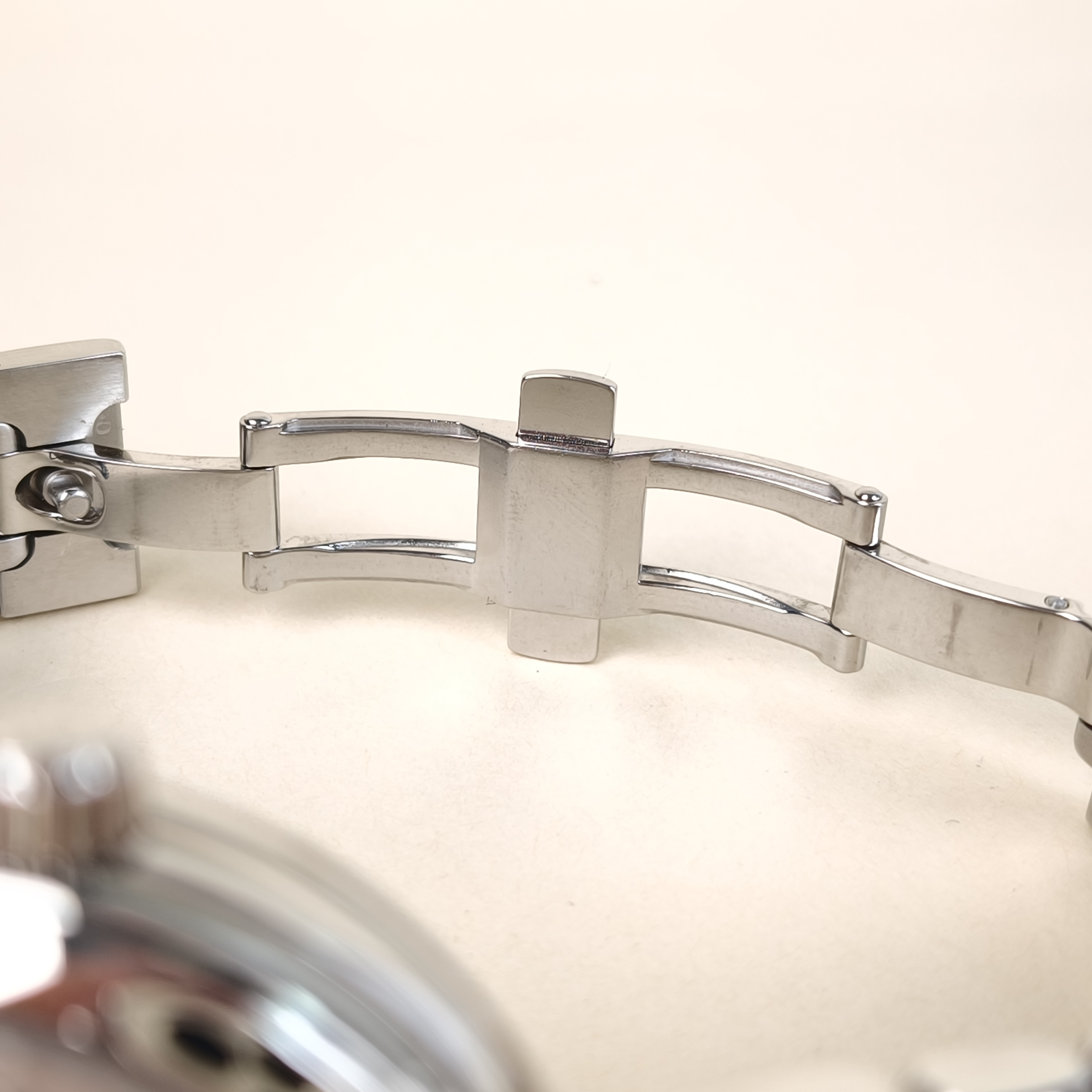 OMEGA Watch LADYMATIC Collection425.30.34.20.55.001 Watch White Mother-of-Pearl One Size34 — cover view 2 of 11