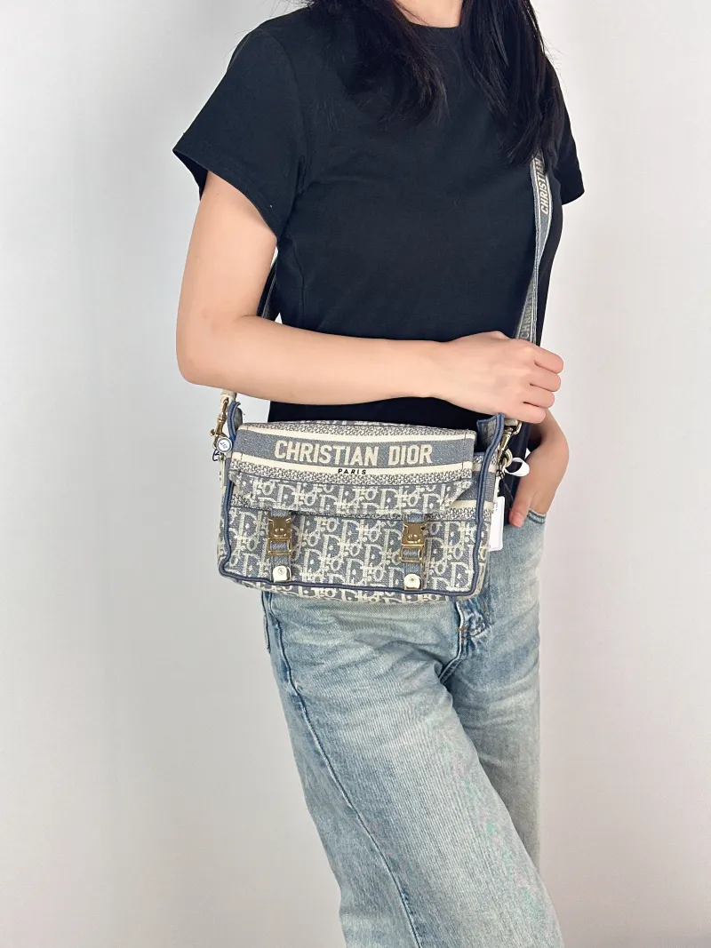 DIOR Crossbody Bag camp Messenger Bag Canvas Small23 × 8 × 15 cm — on-model view 2 of 2