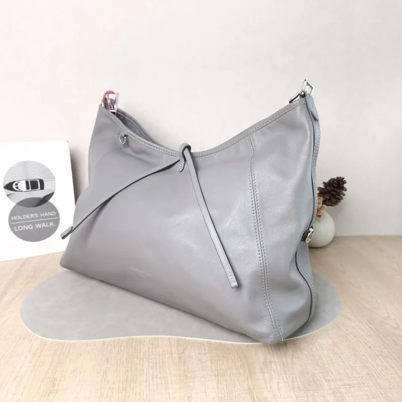 Louis Vuitton Crossbody Bag Carryall Vibe Grey SL ambskin Medium 39 × 15 × 30 cm — cover view 5 of 6